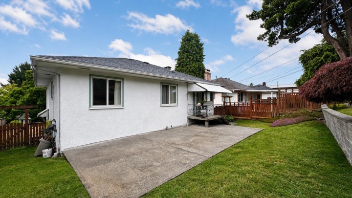 Photo 35 at 2965 E 8th Avenue, Renfrew VE, Vancouver East