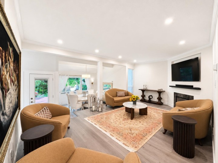 Photo 2 at 1741 Rufus Drive, Westlynn, North Vancouver