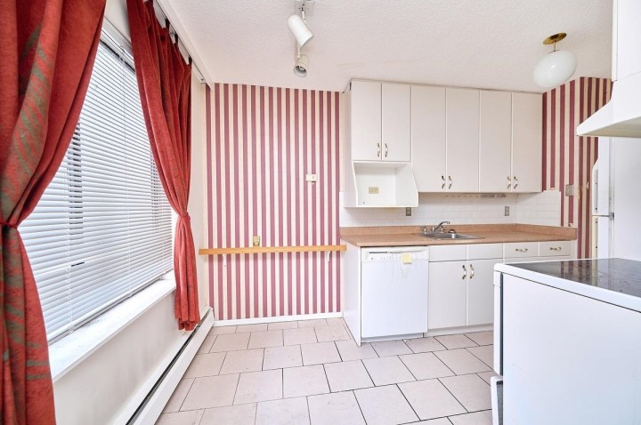 Photo 16 at 307 - 1146 Harwood Street, West End VW, Vancouver West