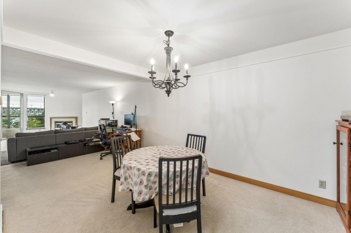 Photo 14 at 404 - 1470 Pennyfarthing Drive, False Creek, Vancouver West