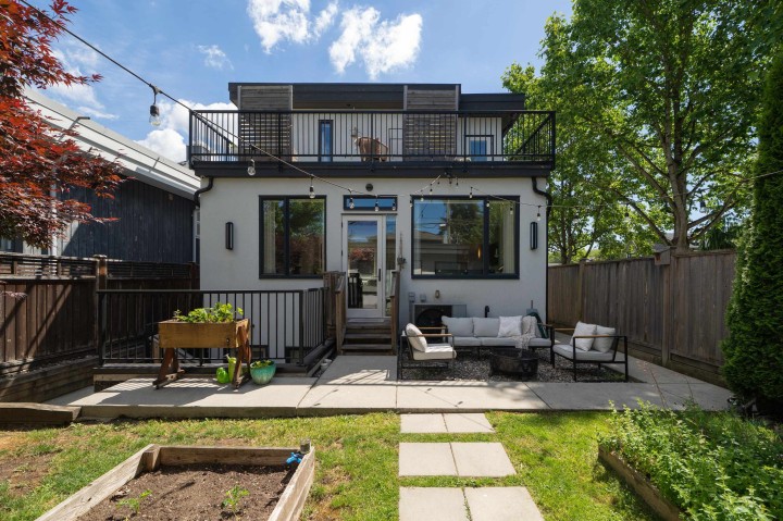Photo 37 at 5325 Chester Street, Fraser VE, Vancouver East