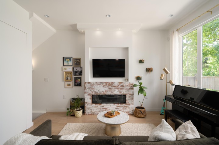 Photo 15 at 5325 Chester Street, Fraser VE, Vancouver East