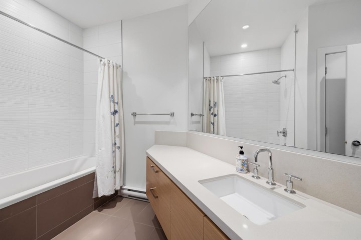 Photo 21 at 506 - 3606 Aldercrest Drive, Roche Point, North Vancouver