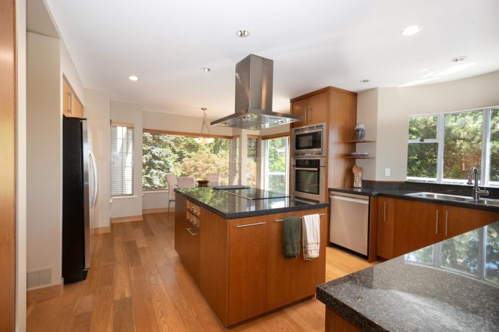 Photo 5 at 4895 Northwood Drive, Cypress Park Estates, West Vancouver