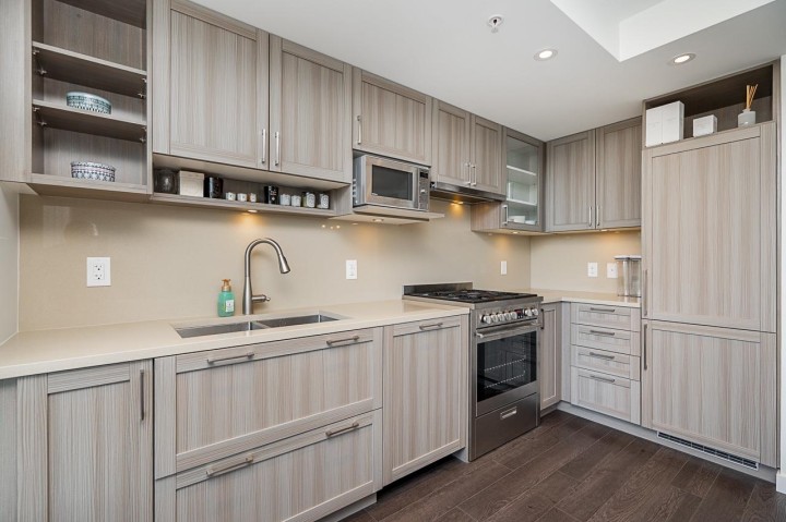 Photo 7 at 1006 - 5470 Ormidale Street, Collingwood VE, Vancouver East