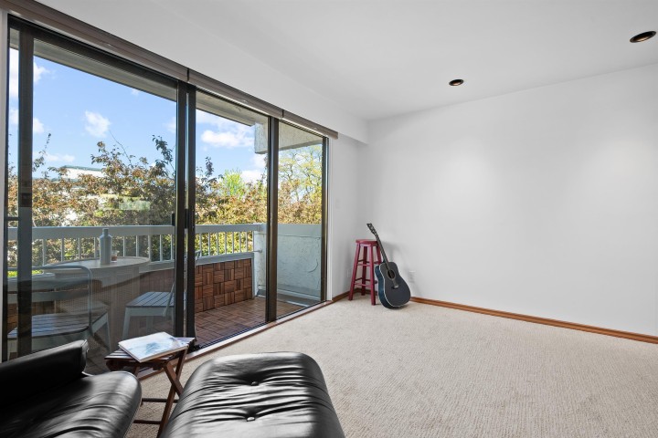 Photo 24 at 210 - 2450 Cornwall Avenue, Vancouver West