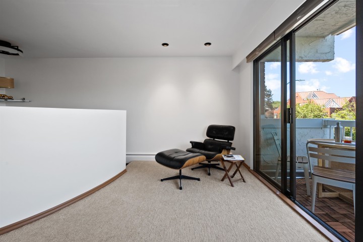 Photo 21 at 210 - 2450 Cornwall Avenue, Vancouver West