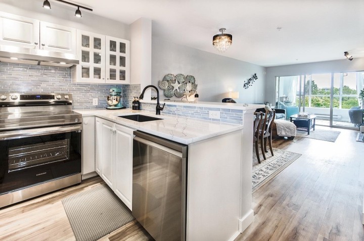 Photo 3 at 305 - 155 E 3rd Street, Lower Lonsdale, North Vancouver