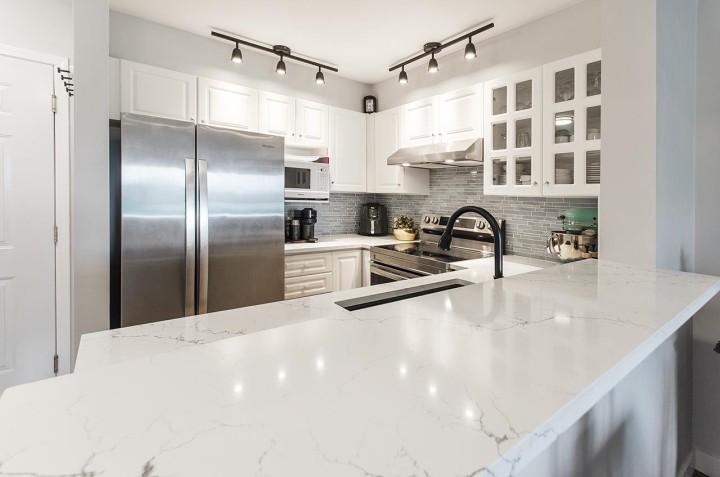 Photo 4 at 305 - 155 E 3rd Street, Lower Lonsdale, North Vancouver