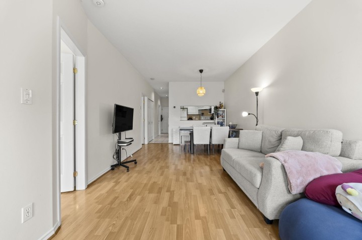Photo 6 at 104 - 177 W 5th Street, Lower Lonsdale, North Vancouver