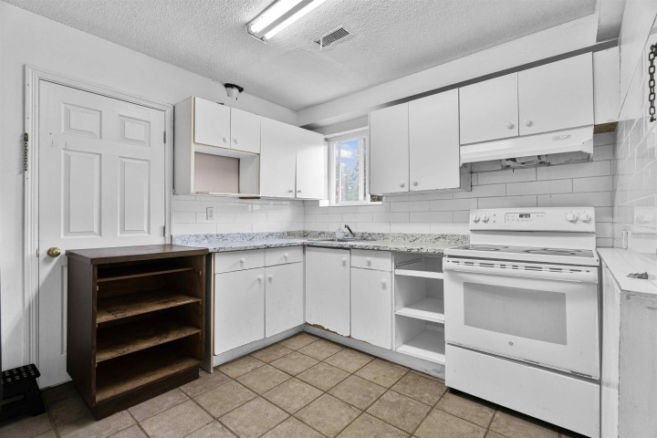 Photo 33 at 1020 E King Edward Avenue, Fraser VE, Vancouver East