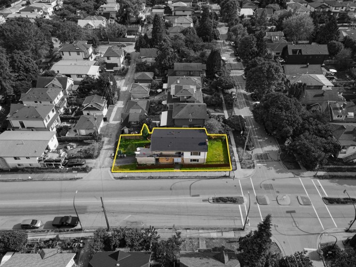 Photo 40 at 1020 E King Edward Avenue, Fraser VE, Vancouver East