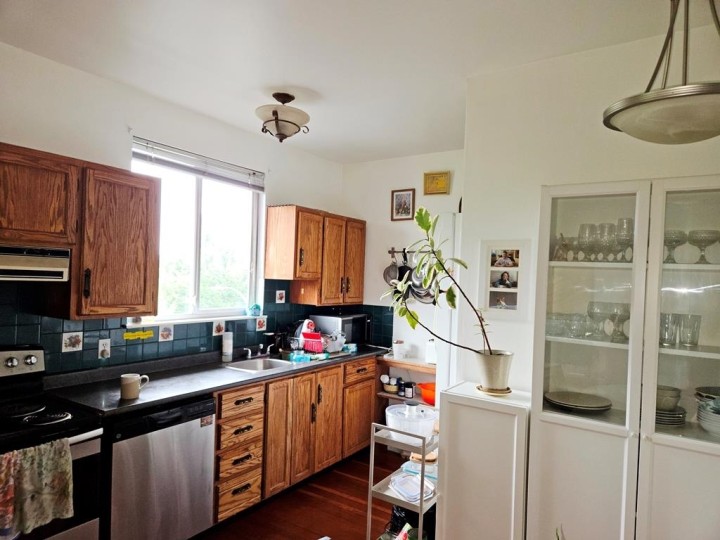 Photo 7 at 2834 Victoria Drive, Grandview Woodland, Vancouver East