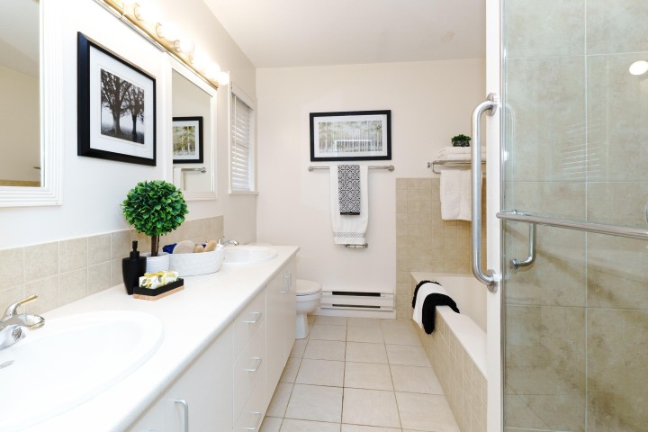 Photo 12 at 1921 Creelman Avenue, Kitsilano, Vancouver West