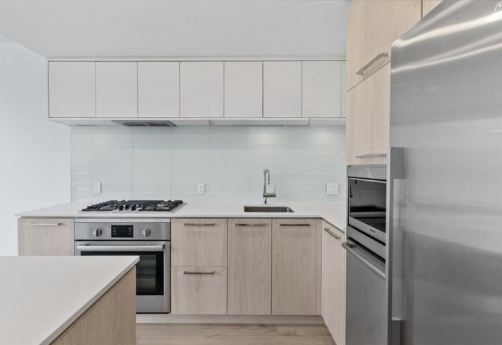 Photo 3 at 1508 - 680 Seylynn Crescent, Lynnmour, North Vancouver