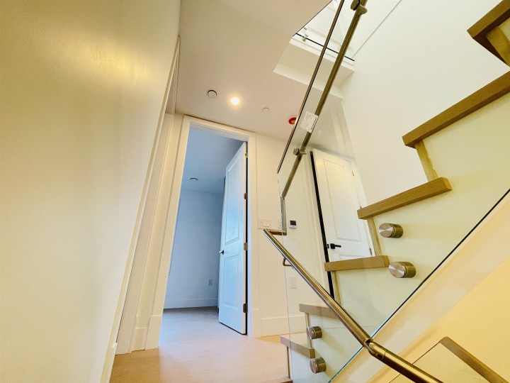 Photo 6 at 2 - 2452 Harrison Drive, Fraserview VE, Vancouver East