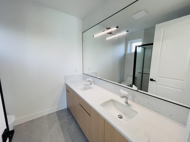 Photo 8 at 2 - 2452 Harrison Drive, Fraserview VE, Vancouver East
