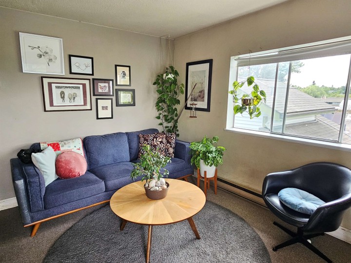 Photo 4 at 1244 E 8th Avenue, Mount Pleasant VE, Vancouver East