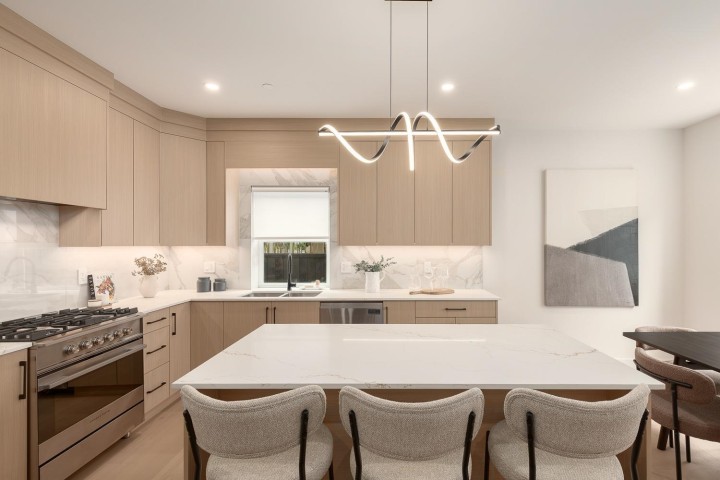 Photo 15 at 1 - 3633 Turner Street, Renfrew VE, Vancouver East
