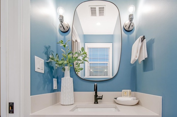 Photo 12 at 23B Glenmore Drive, West Vancouver