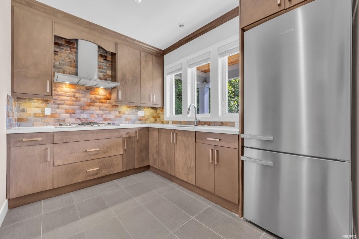 Photo 12 at 1360 Ottaburn Road, British Properties, West Vancouver