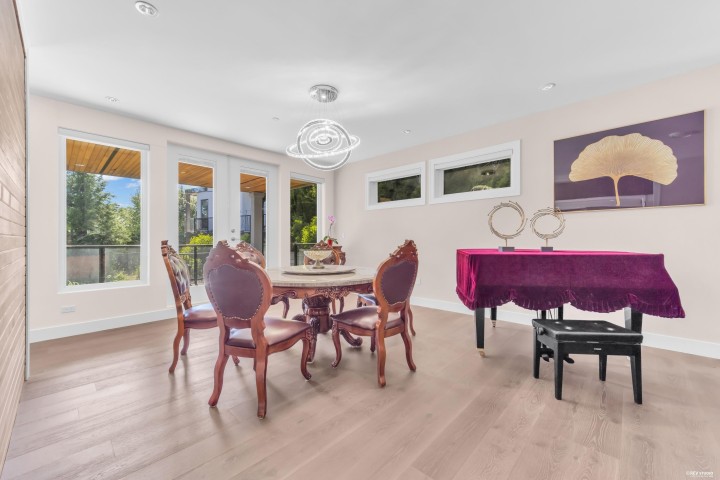 Photo 11 at 1360 Ottaburn Road, British Properties, West Vancouver