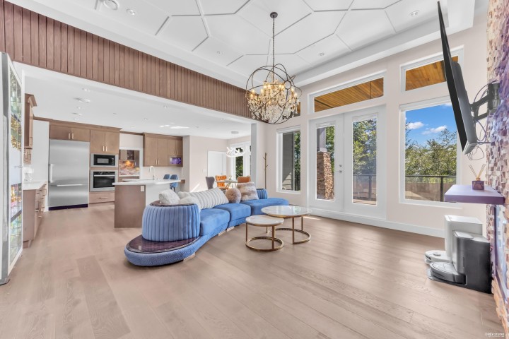 Photo 4 at 1360 Ottaburn Road, British Properties, West Vancouver
