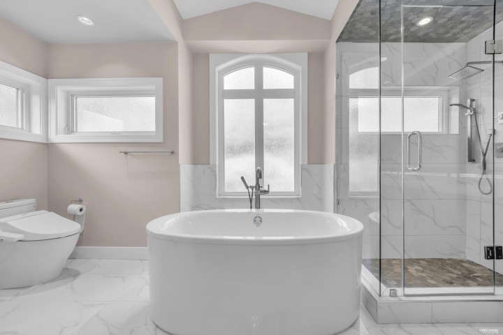 Photo 21 at 1360 Ottaburn Road, British Properties, West Vancouver