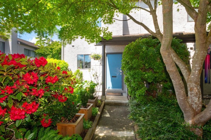 Photo 19 at 10 - 230 W 14th Street, Central Lonsdale, North Vancouver