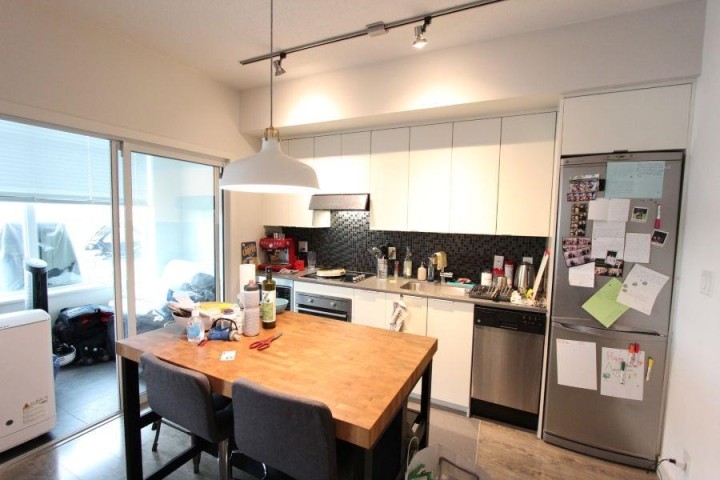 Photo 8 at 805 - 2788 Prince Edward Street, Mount Pleasant VE, Vancouver East