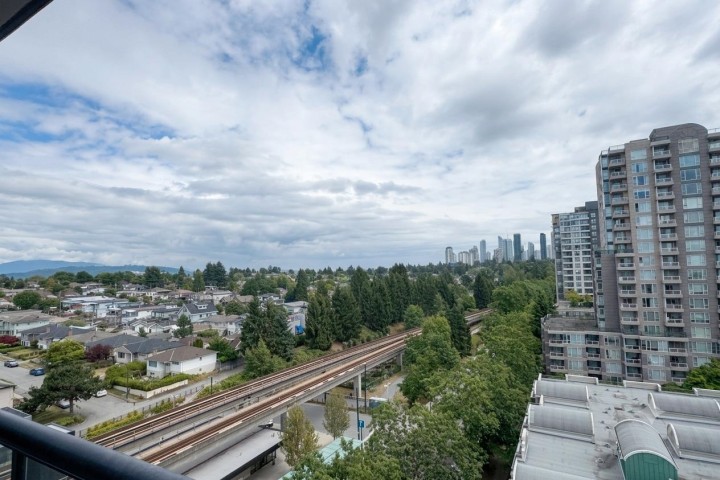 Photo 1 at 1109 - 3438 Vanness Avenue, Collingwood VE, Vancouver East