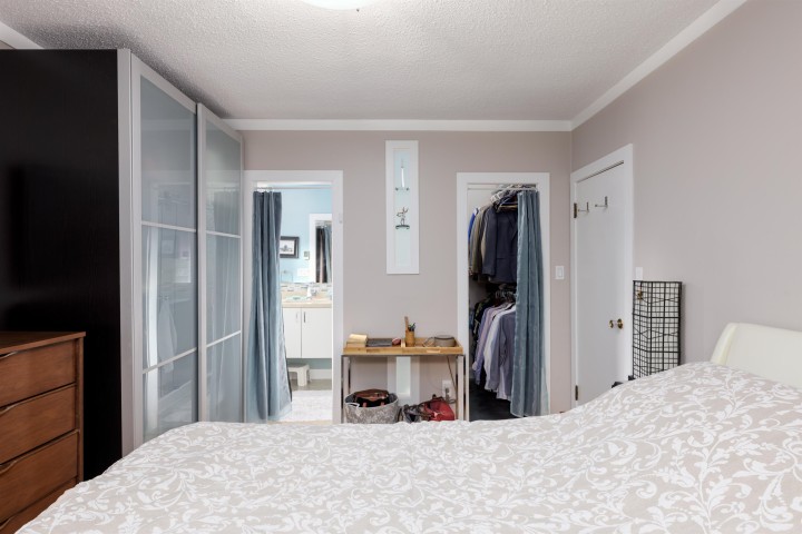 Photo 15 at 5935 Prince Albert Street, Fraser VE, Vancouver East