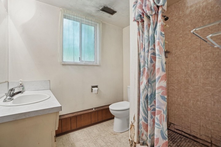 Photo 12 at 1469 E 17th Avenue, Knight, Vancouver East