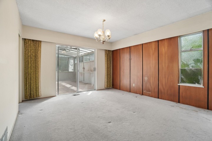 Photo 3 at 1469 E 17th Avenue, Knight, Vancouver East