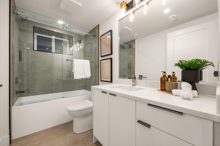 Photo 32 at 2153 E 20th Avenue, Grandview Woodland, Vancouver East
