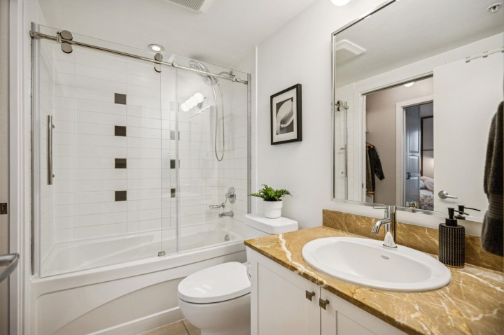 Photo 17 at 2205 - 938 Smithe Street, Downtown VW, Vancouver West