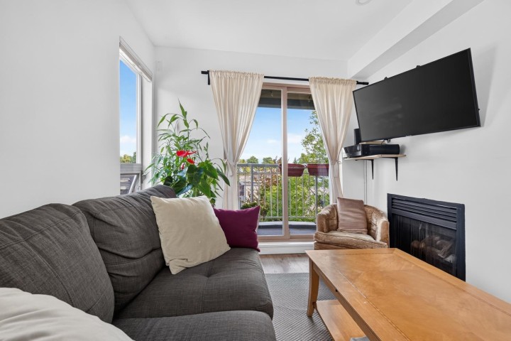 Photo 7 at 401 - 688 E 16th Avenue, Fraser VE, Vancouver East
