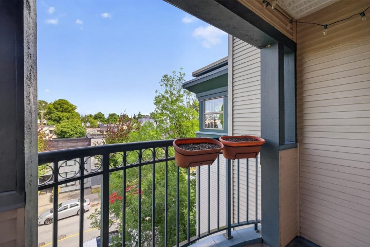 Photo 8 at 401 - 688 E 16th Avenue, Fraser VE, Vancouver East