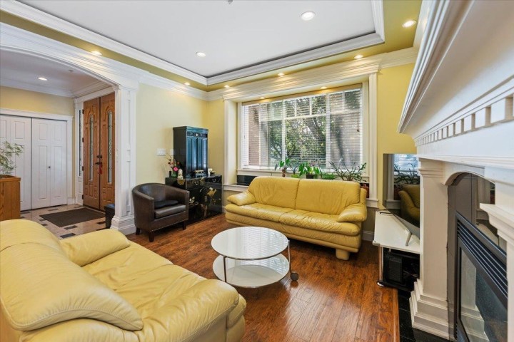 Photo 4 at 1185 E 62nd Avenue, Vancouver East