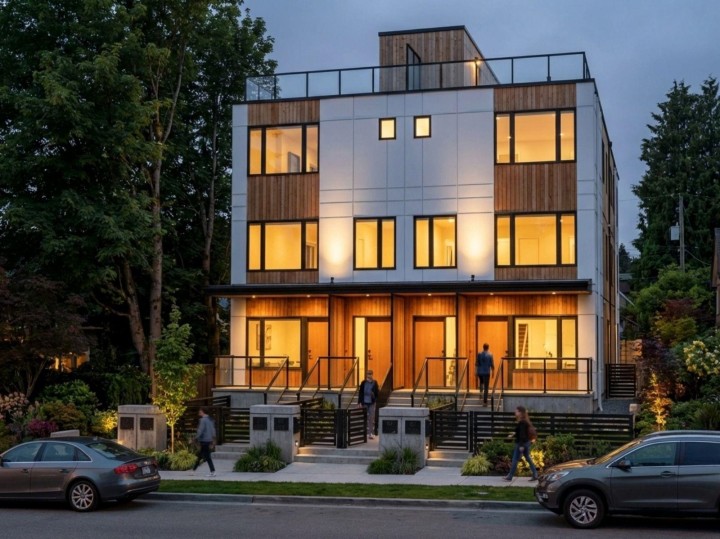 Photo 1 at 4 - 3584 East Boulevard, Shaughnessy, Vancouver West