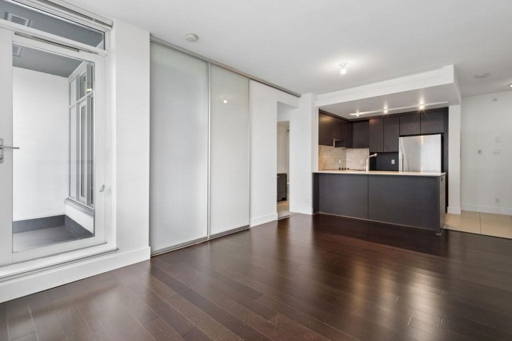 Photo 9 at 1208 - 1320 Chesterfield Avenue, Central Lonsdale, North Vancouver