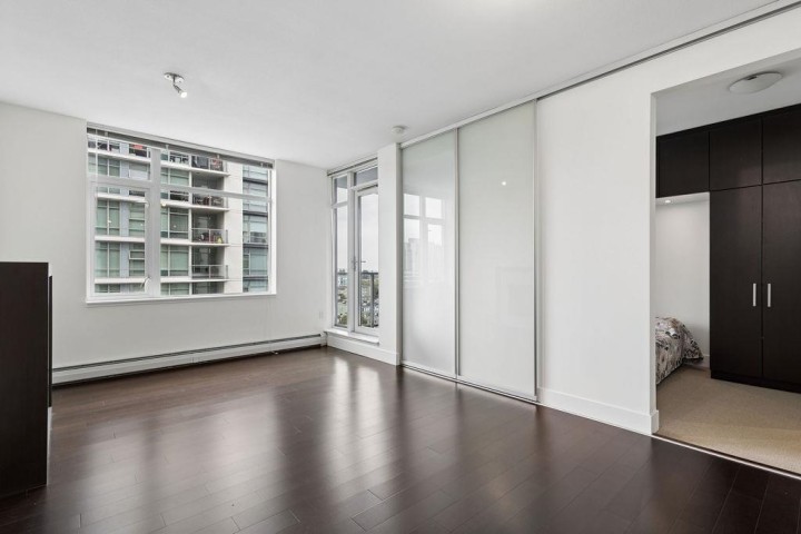 Photo 8 at 1208 - 1320 Chesterfield Avenue, Central Lonsdale, North Vancouver