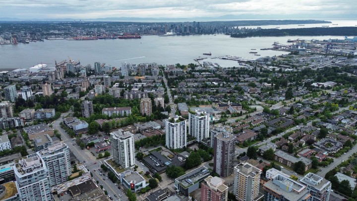 Photo 21 at 1208 - 1320 Chesterfield Avenue, Central Lonsdale, North Vancouver