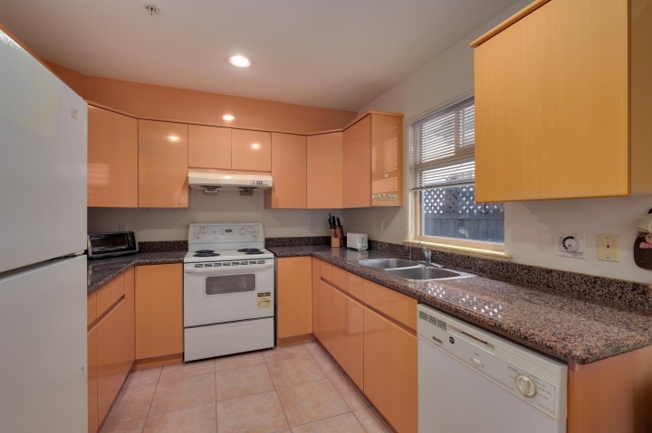 Photo 6 at 8369 Shaughnessy Street, Marpole, Vancouver West