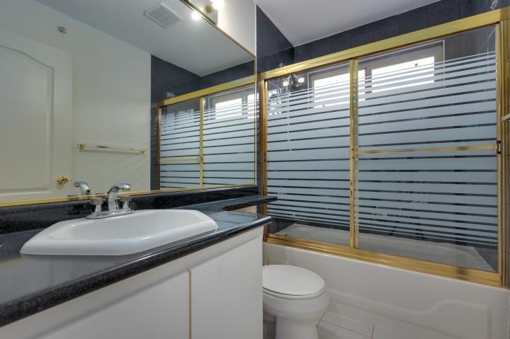 Photo 14 at 8369 Shaughnessy Street, Marpole, Vancouver West