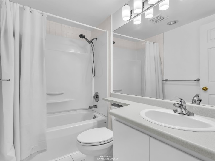 Photo 17 at 204 - 876 W 16th Avenue, Cambie, Vancouver West