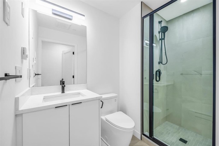 Photo 22 at 1016 W 52nd Avenue, South Granville, Vancouver West