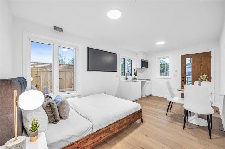 Photo 20 at 1016 W 52nd Avenue, South Granville, Vancouver West