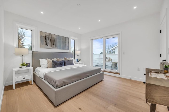 Photo 11 at 1016 W 52nd Avenue, South Granville, Vancouver West