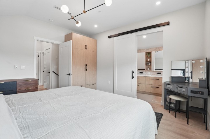 Photo 23 at 1889 E 34th Avenue, Victoria VE, Vancouver East